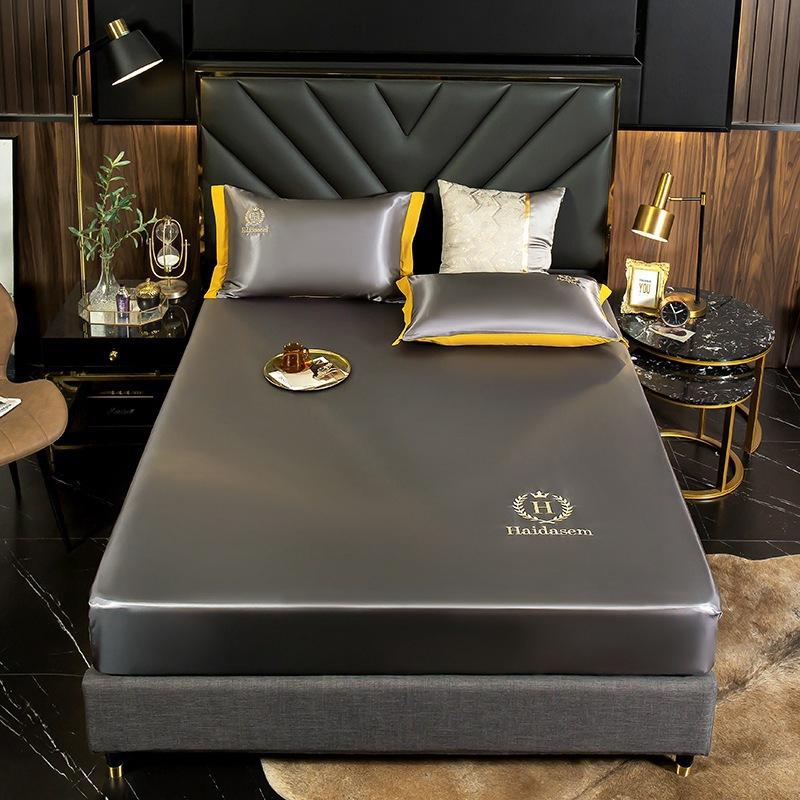 The cold feeling - Ice silk bed sheet 🎁 Summer Promotion - Free pillowcase & 50% OFF 🎁
